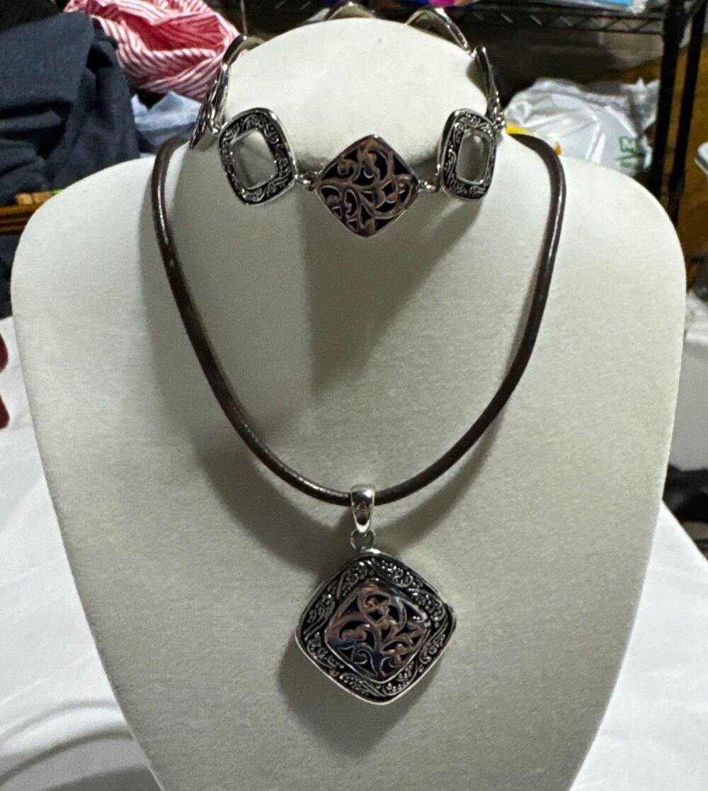 Lia Sophia Dark Brown Cord Pendant Necklace And 7 in Bracelet Set 3-952
